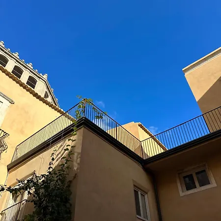 Giardino Crociferi 30 Holiday home *