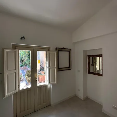 Giardino Crociferi 30 Holiday home *